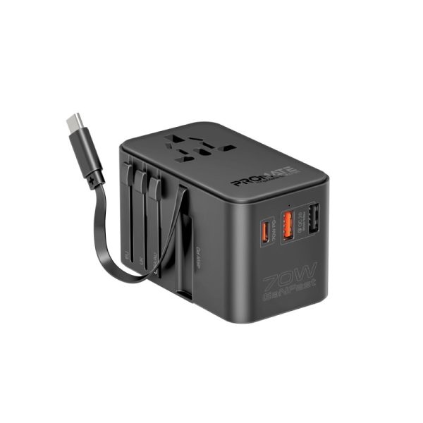 بروميت TripMate-GaN70R محول سفر عالمي بتقنية GaN بقوة 70 واط، مزود بكابل USB-C قابل للسحب لسهولة الشحن أثناء التنقل في أي مكان
